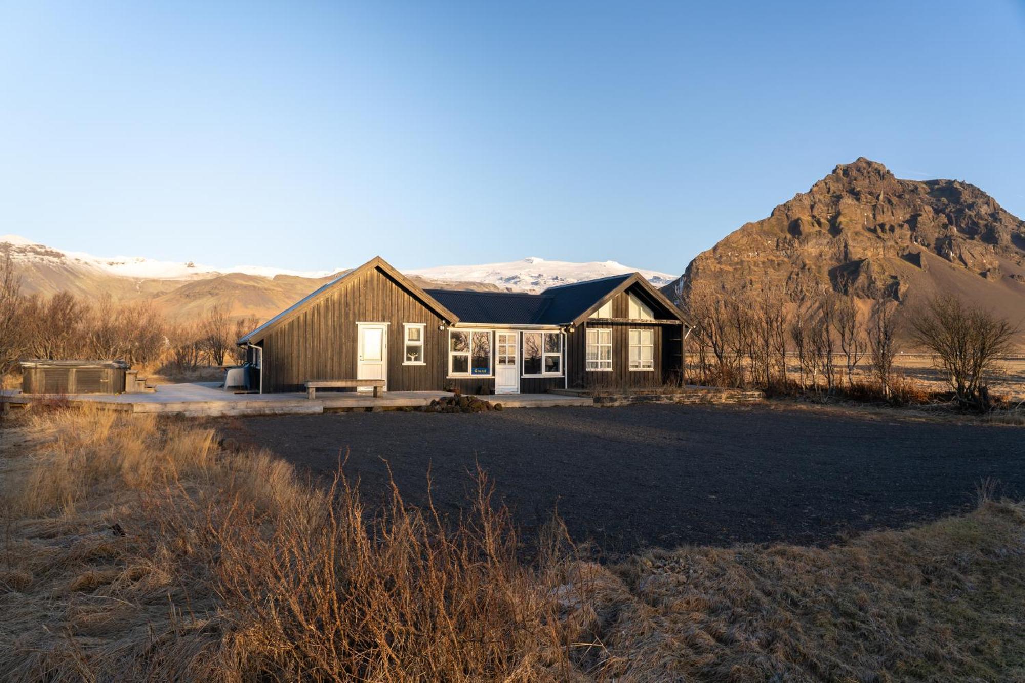 Grund Cabin Hvolsvöllur Exterior foto